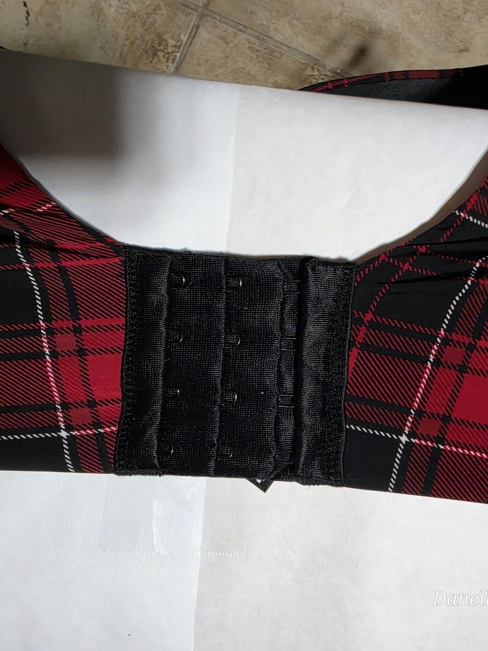 Torrid 46D Red Plaid Bra Lightly Padded 360 Smoothing NWOT image 7